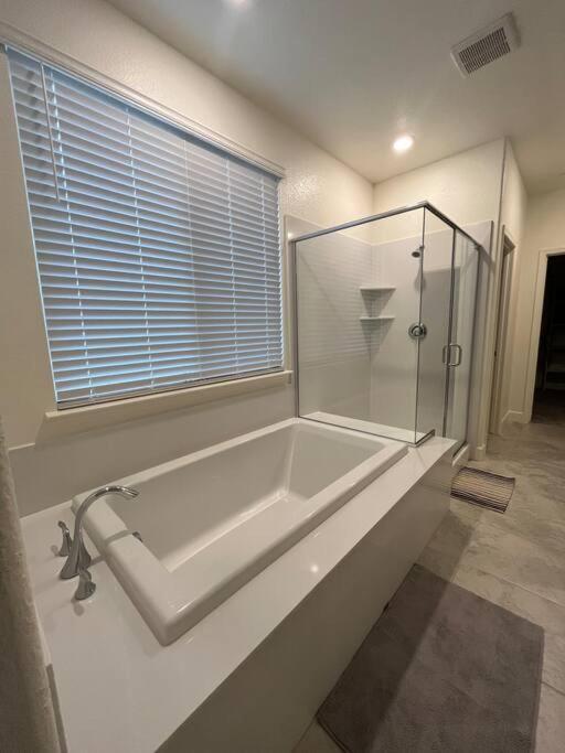 Brand-New, Beautiful & Stylish Home In Sacramento! Dış mekan fotoğraf