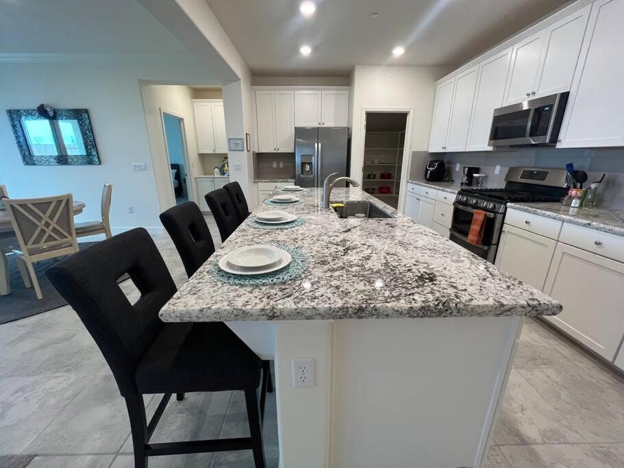 Brand-New, Beautiful & Stylish Home In Sacramento! Dış mekan fotoğraf